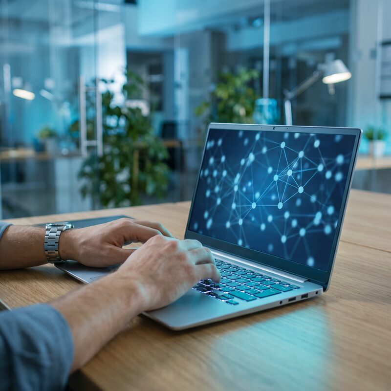 Leads B2B — geração de SQLs qualificados